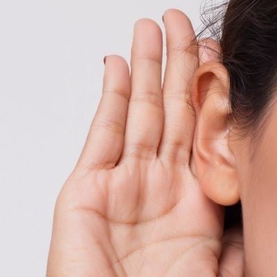 What is crackling in the ear?