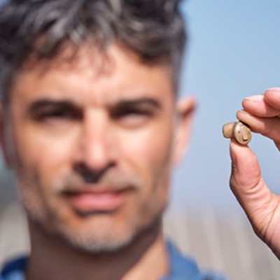 Protect Yourself from Misleading Offers on Hearing Aids